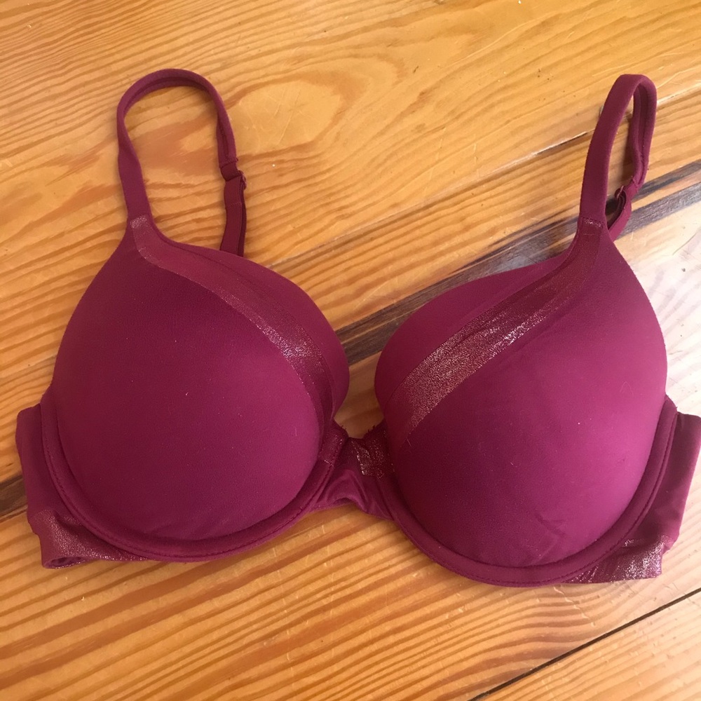 Victoria’s Secret padded bra
